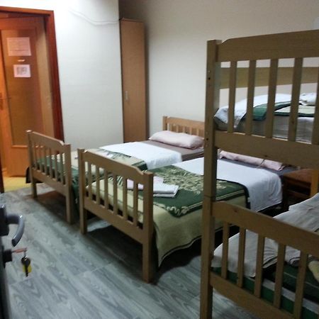 Motel Le Village Скопье Номер фото