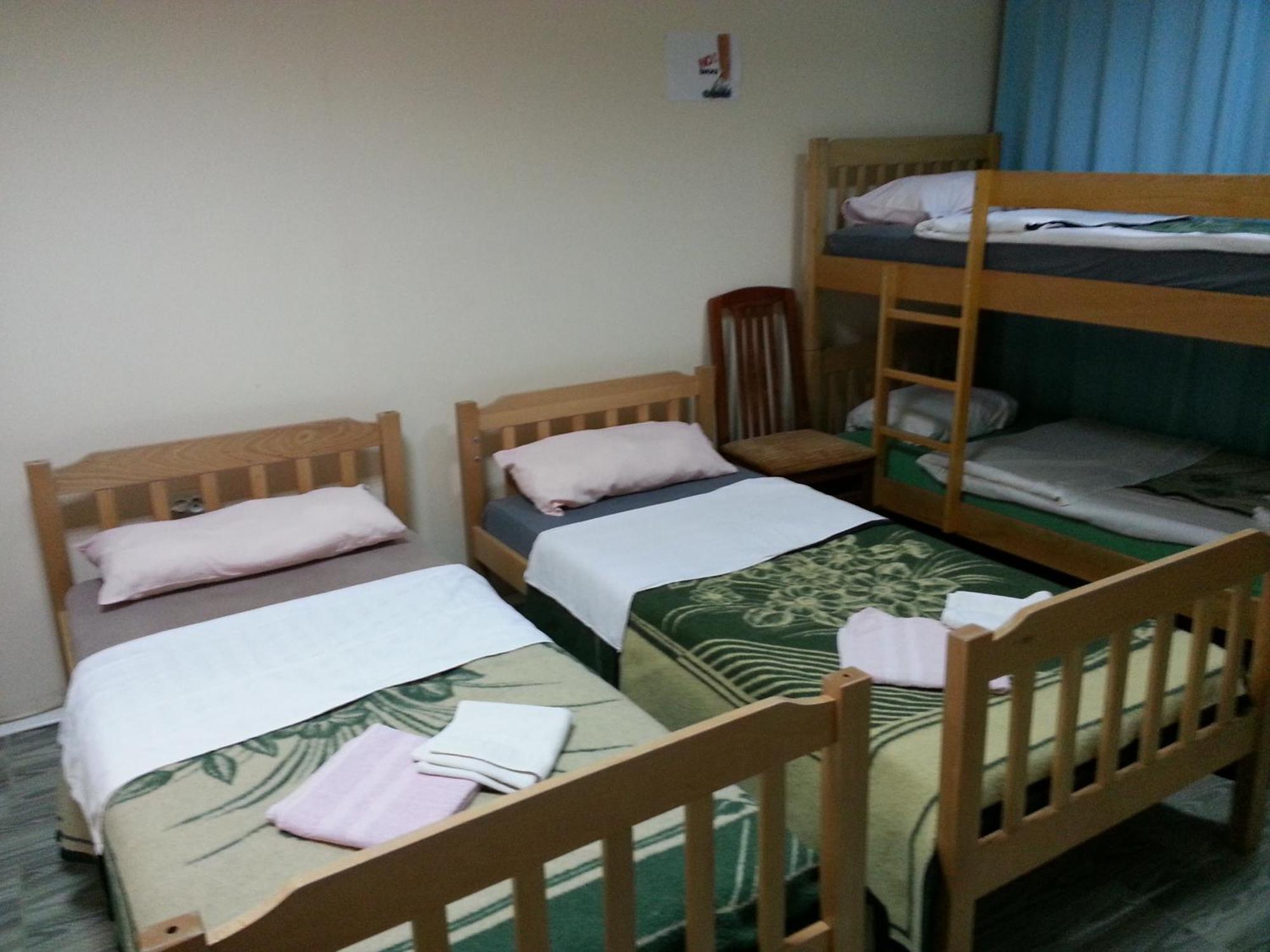Motel Le Village Скопье Номер фото